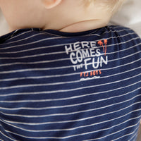 Shirt / top kort, here comes the fun - Feetje
