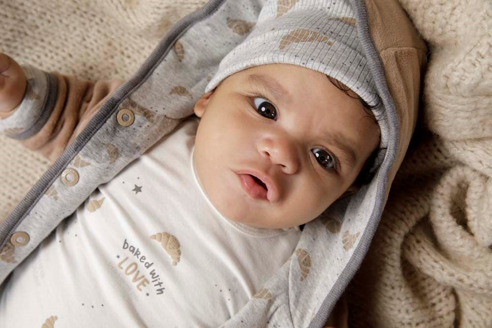 Mutsje - Little Croissant, grijs melange pompon, Feetje